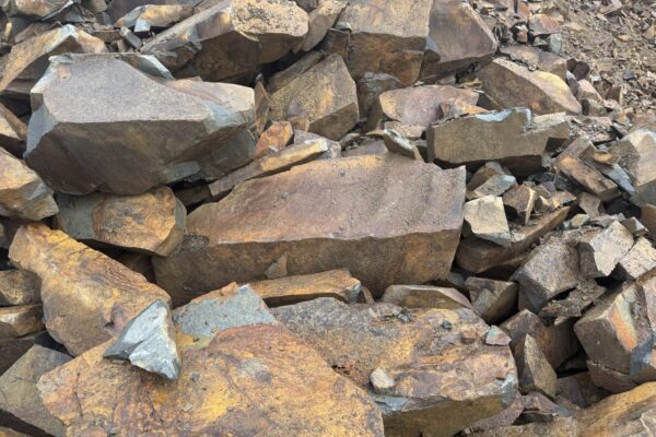 rocks_and_stones_aggrigates_boulders_decorative_stone_scree_11