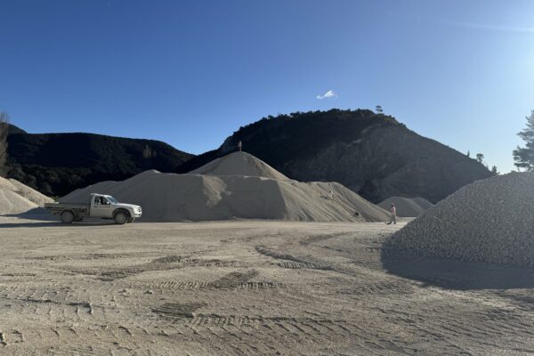 rocks_and_stones_aggrigates_boulders_decorative_stone_scree_12